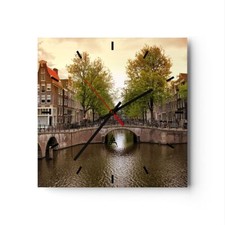 Horloge murale en verre