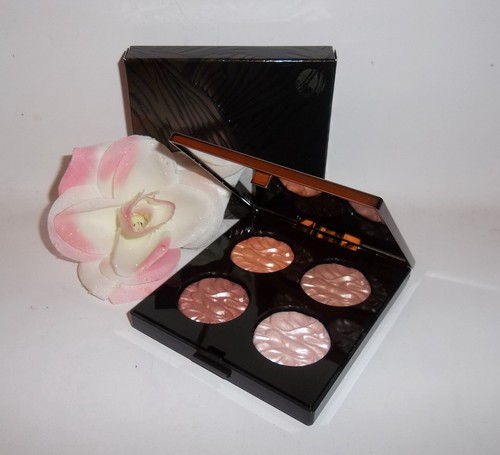 Laura mercier amour - laura,