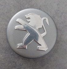 Centre roue Enjoliveur Jante - PEUGEOT - Réf : 9672558477 - GRIS FONCÉ