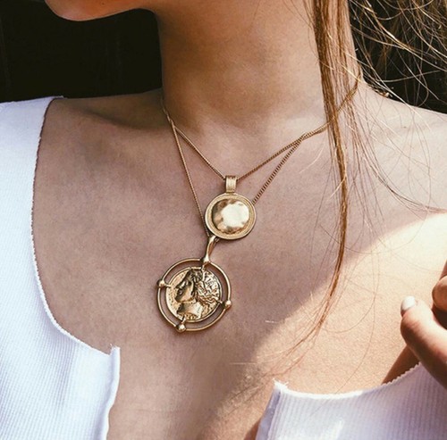 Collier superposé pendentif