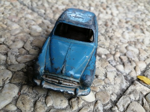 Peugeot 403 dinky toys - 403,
