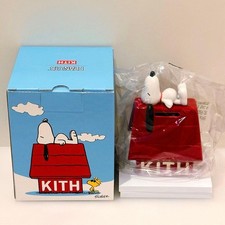 Tirelire KITH x Snoopy Peanuts