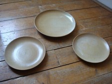 1 grande assiette plate+2