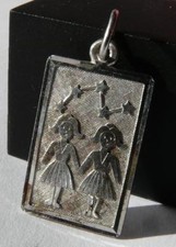 Pendentif THABORA signe zodiaque GEMAUX 2 jeunes filles argent 835 T6