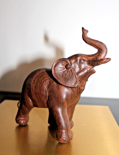 Elephant resine marron - ,
