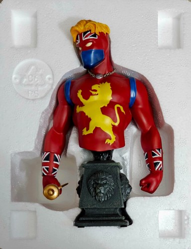 Captain britain 70s - bust, bowen