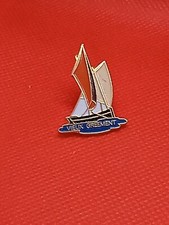 PINS PIN'S LAPEL PIN BADGE