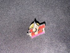 (V2) PINS BADGE ENAMEL VINTAGE COLLECTION 10 ANS DE ROCK DRP LEMBERG