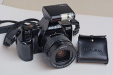 Reflex 24x36 Minolta Dynax 3000 i + zoom 35/80 + flash - Bon état - fonctionne