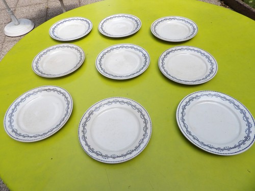 Anciennes assiettes plates