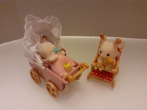 Sylvanian families les - sylvanian,