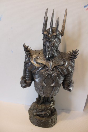 Sauron statue - sauron,