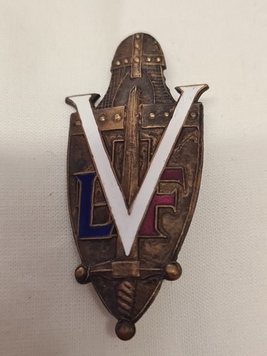 Insigne émaillé - , 1