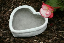 Jardinière en pierre cœur