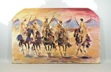 PEINTURE SUR TOILE, contrecollée bois,  signée,  cavaliers, fantasia, Touaregs