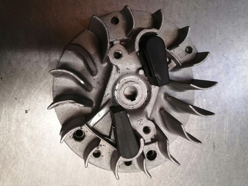 Volant moteur - , (origine)