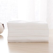  1 paquet de serviette pour le