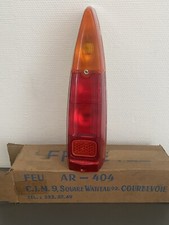 PEUGEOT 404 Break / Familiale Feu arrière CIM 670 Rear Light Peugeot 404 Export