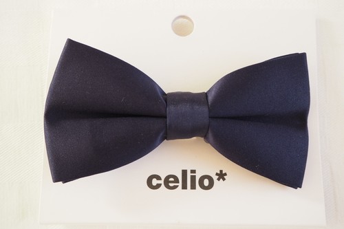 Noeud papillon bleu - , nuit