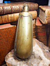 POIRE A PLOMBS  EN CORNE BLONDE  MODELE AVEC UN MONTAGE LUXE VERS 1820