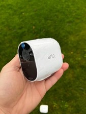 Arlo Essential Spotlight