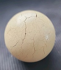 Ancienne boule de billard fin