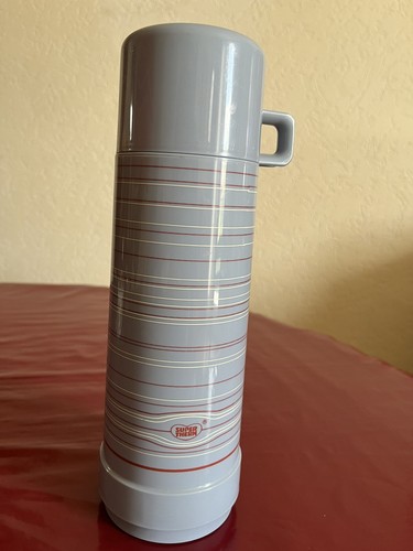 Bouteille thermos vintage avec - thermos,