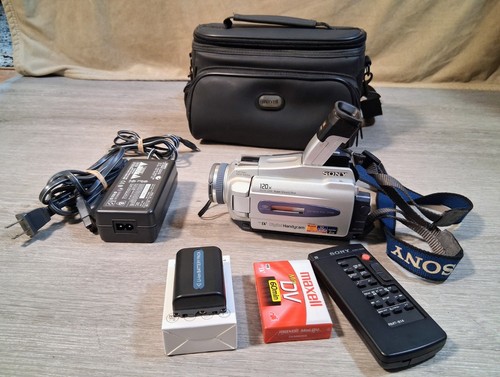 Sony handycam dcr trv18 - sony, minidv