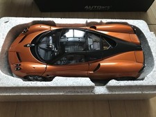 AUTOart Signature 1/18 Pagani