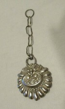 1 BOUCLE DE CAPE ANCIENNE EN