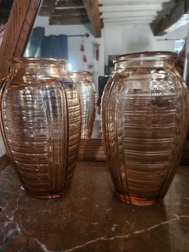 Une paire vases année - paire,