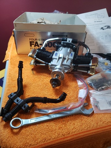 Saito engine fa 300 - saito,