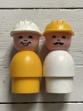 2 figurines FISHER PRICE Camion Explorer 980 vintage 70s