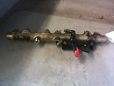 Rampe injection occasion PEUGEOT 406 COUPE Phase 1 - 2.2 HDI -