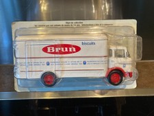BERLIET GAK 70 BISCUITS BRUN 1/43 IXO