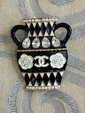 CHANEL / GRANDE ET BELLE BROCHE / BIJOUX VINTAGE