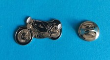 Pin's MOTO MOTORBIKE AJS E 95