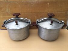 2 anciennes cocotes minutes SEB alu pur 8 litres années 66 et 67