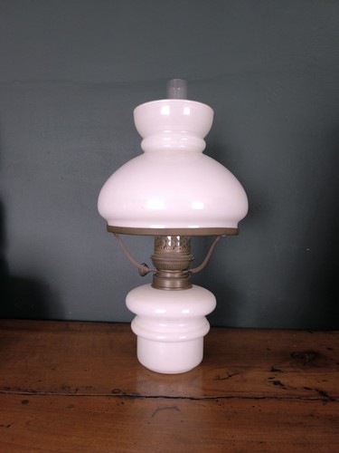 Ancienne lampe pétrole - ancienne,