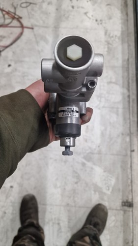 Valve nivellement suspension