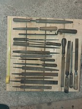 Lot de 19 grandes limes Métal