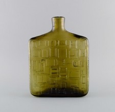 Art italien du verre. Vase en verre d'art soufflé à la bouche avec un motif d...