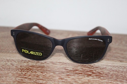 Neuf lunettes soleil - de,