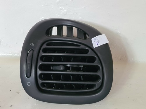Grille aération avant