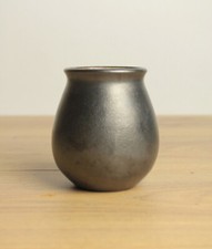 très joli vase ou cache pot en céramique couleur métal déco industriel