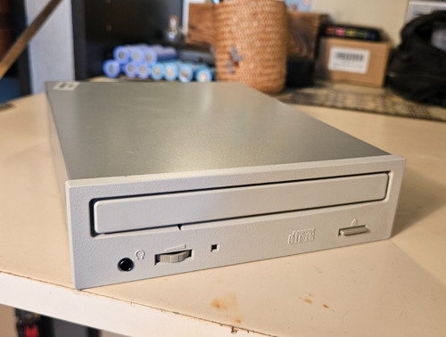 Lecteur rom vintage hitachi - vintage,