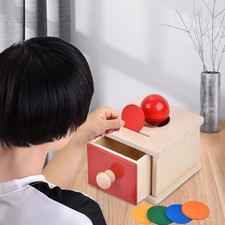 Boîte assortie de forme jouet