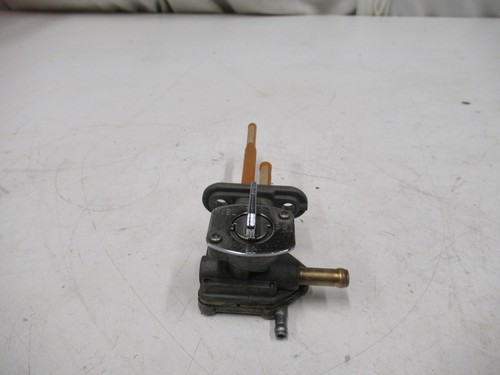 Robinet essence kawasaki - robinet,