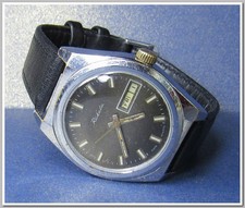 Montre-bracelet vintage Raketa
