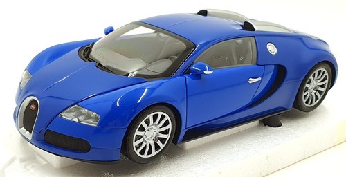 Minichamps scale diecast - minichamps,